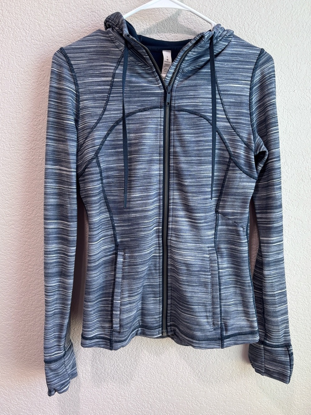 Lululemon Hooded Define Jacket Nulu
Mini Space Dye Herringbone Heathered Blue